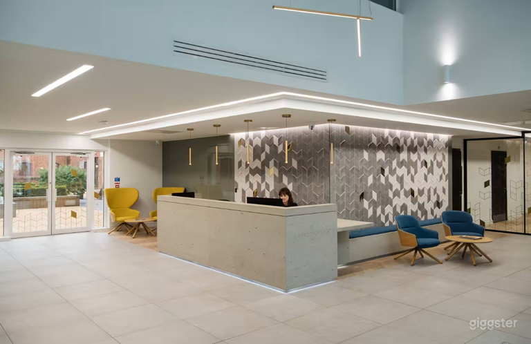  Modern Aire Suite Meeting Room  