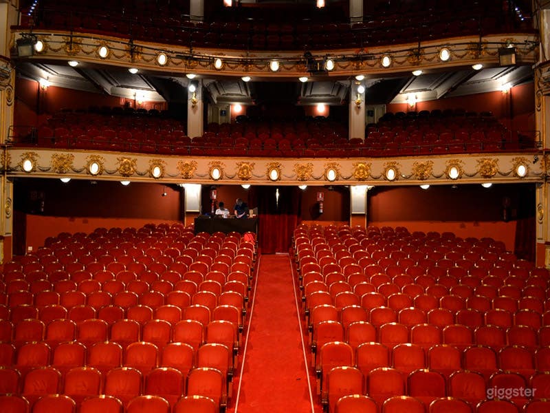 Gran Teatro para todo tipo de eventos. Foto 2
