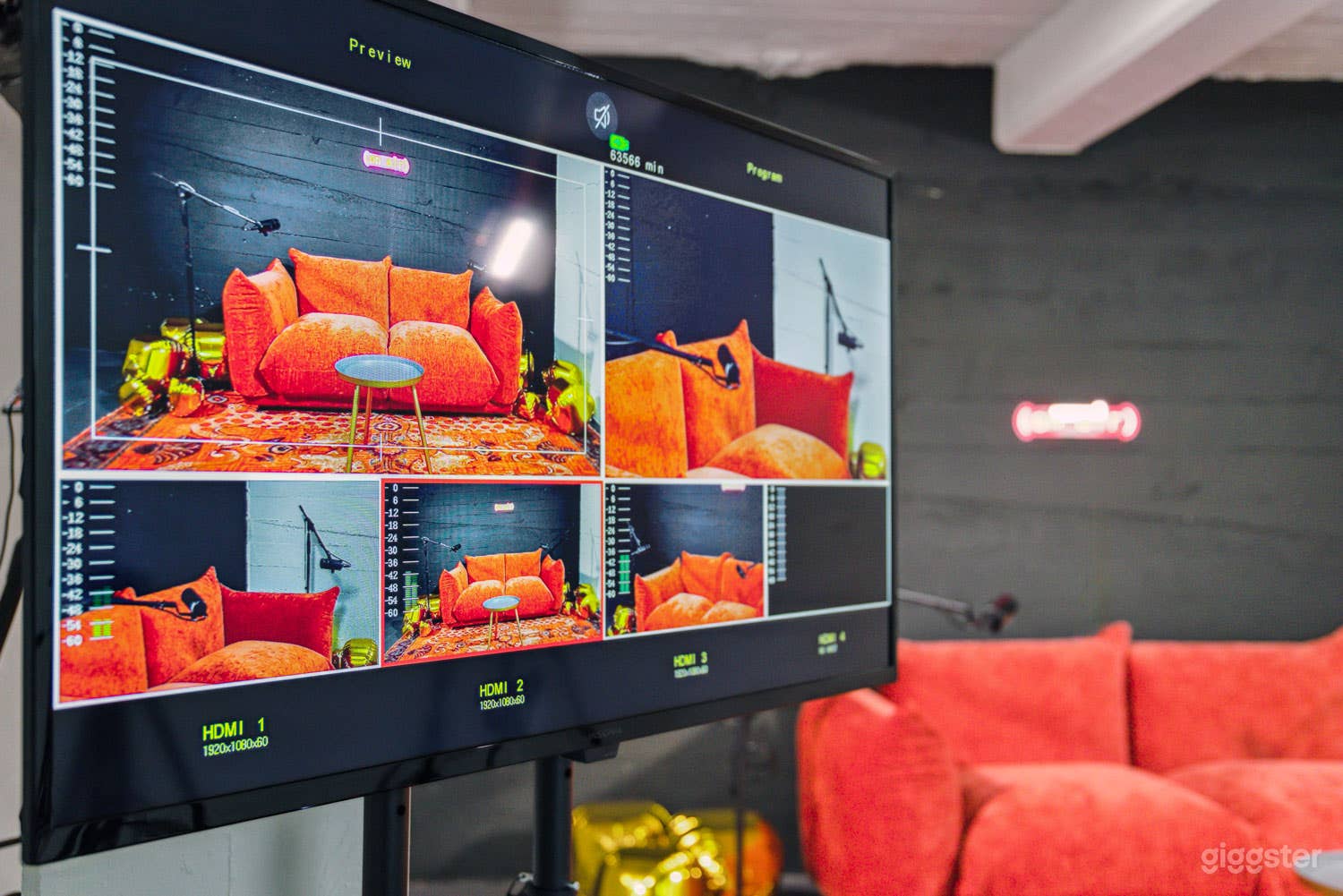 Lounge Podcast Set Photo 3