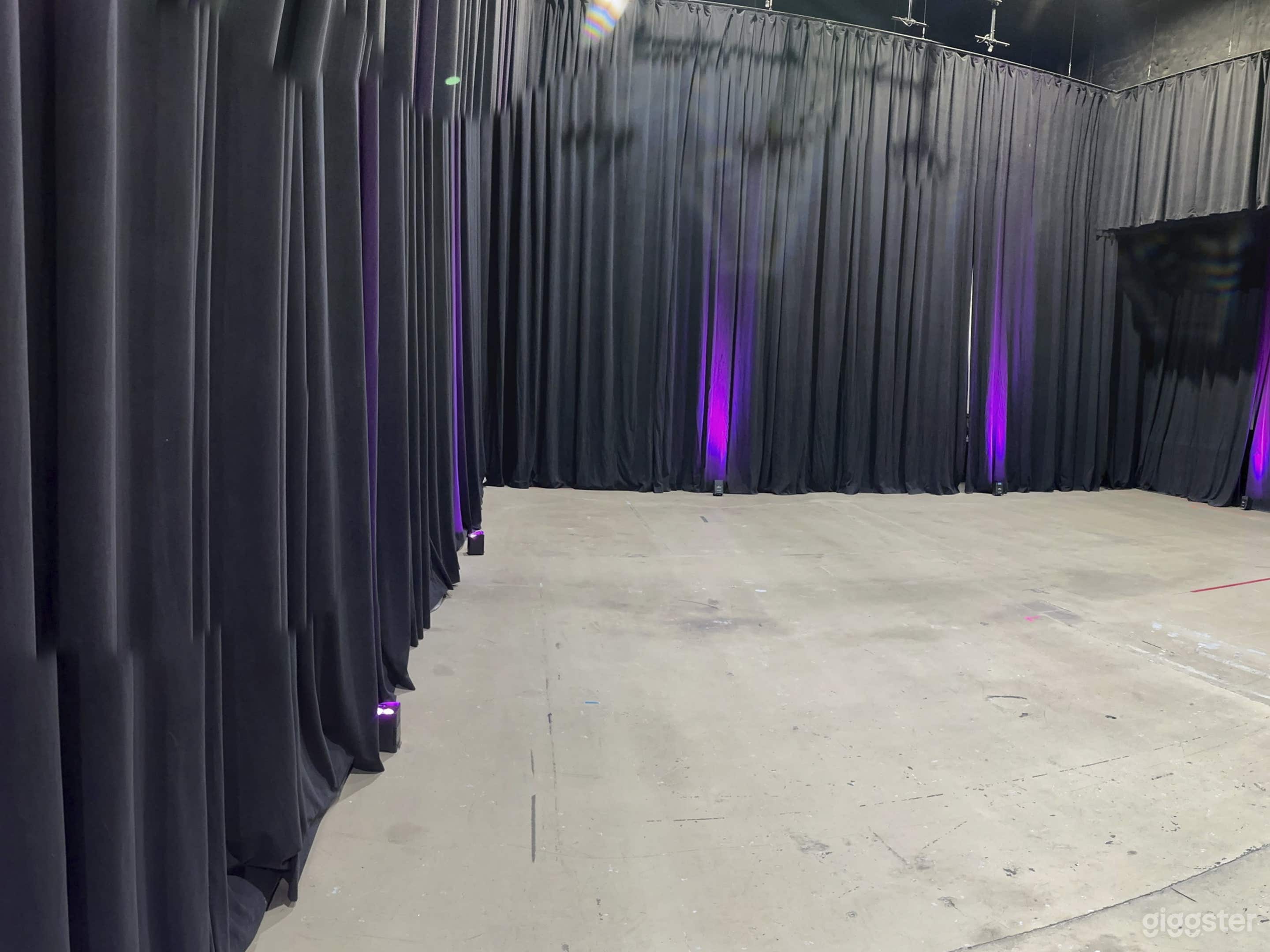 Sound Stage 33X89 - (Rehearsals, Commercial Shoots Etc.) Photo 3