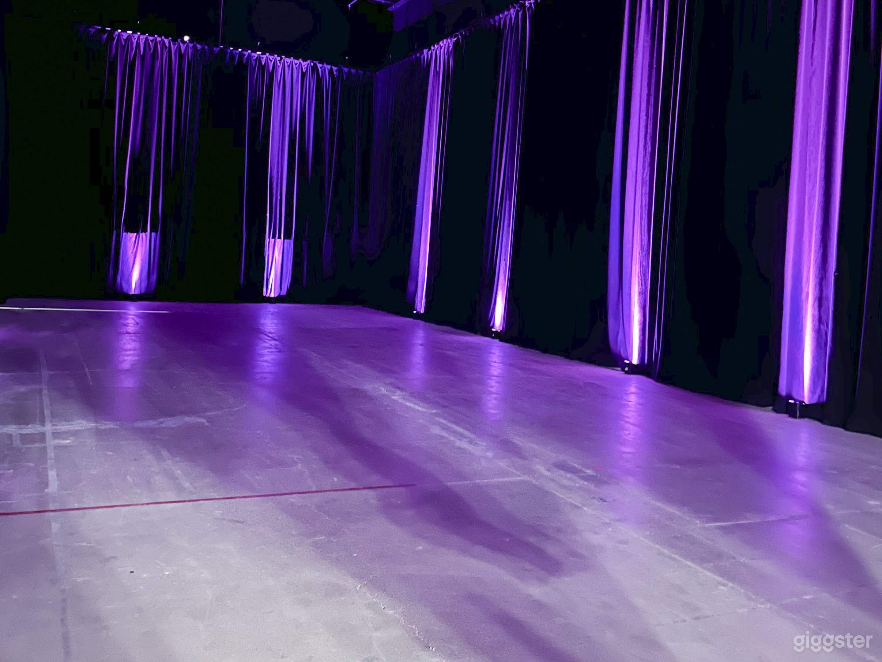 Sound Stage 33X89 - (Rehearsals, Commercial Shoots Etc.) Photo 4