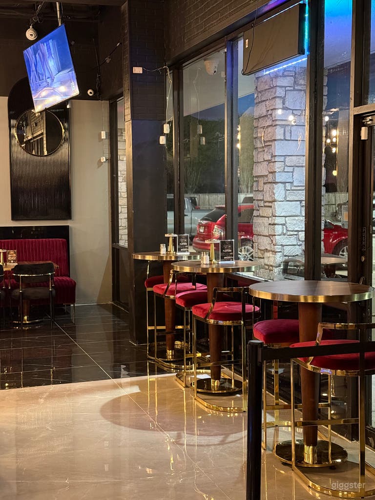  Vibrant and Versatile Venue 