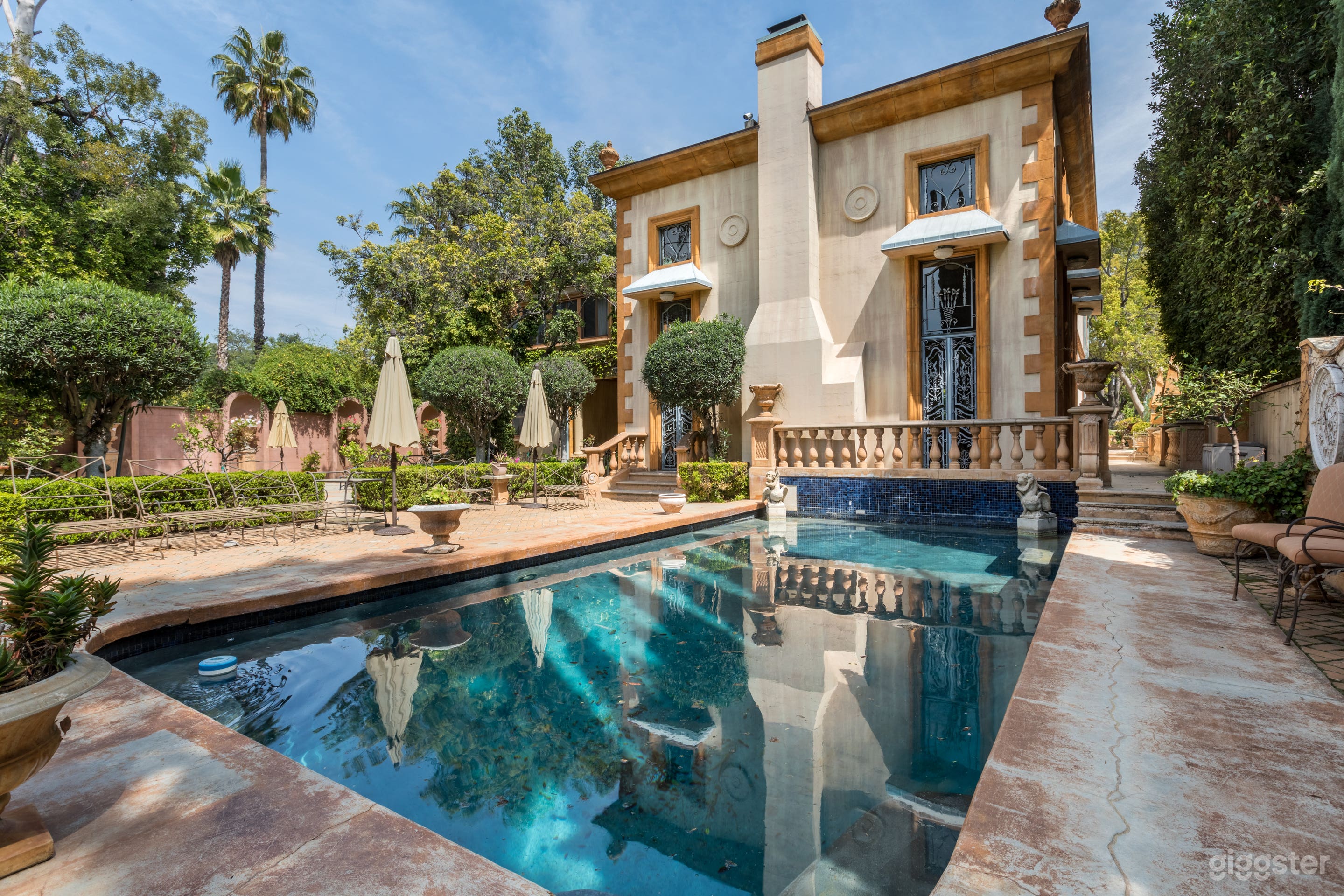 Mansion No.1670 Photo 1