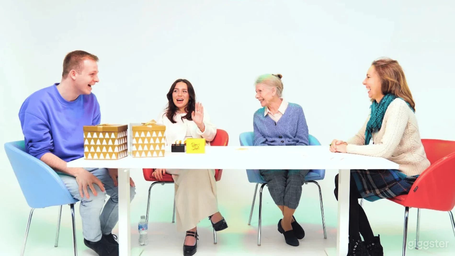 White Infinity Cove Photo 4