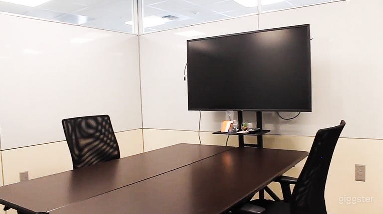  Butterfly Meeting Room  