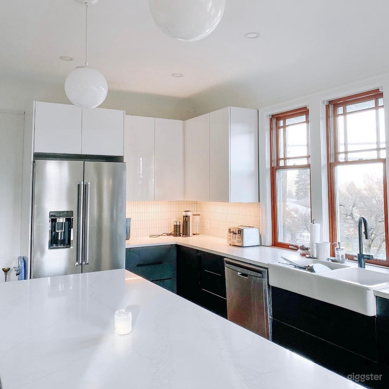 The modern kitchen 