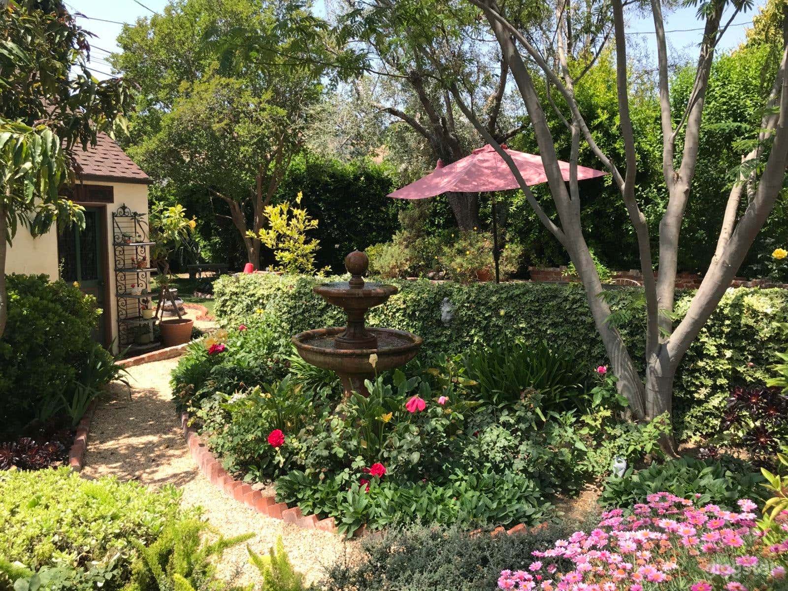 Enchanted Storybook Garden and Backyard Photo 4