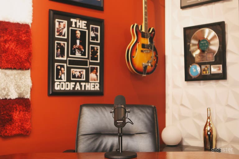  NYC’s Newest Podcast Studio 