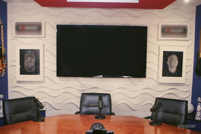  NYC’s Newest Podcast Studio 