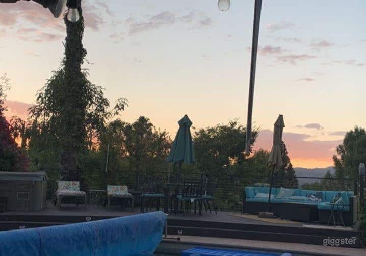 Pool with sunset view Photo 3