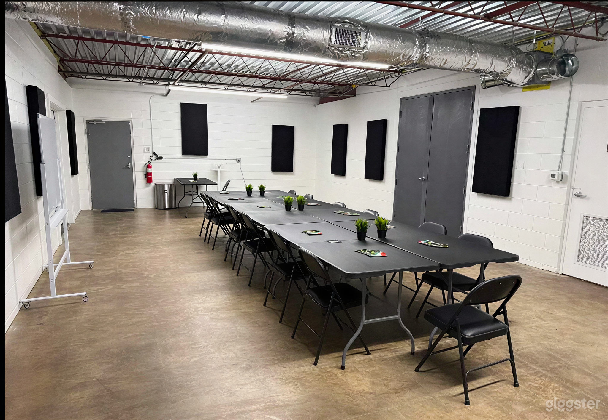 Studio D - The Classroom Photo 1
