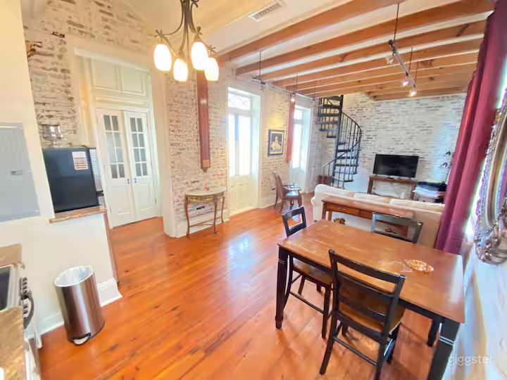 Cozy Loft! Unit D Photo 2