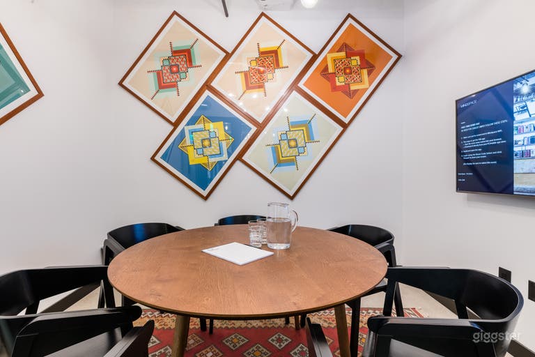  Private Meeting Room for 7 