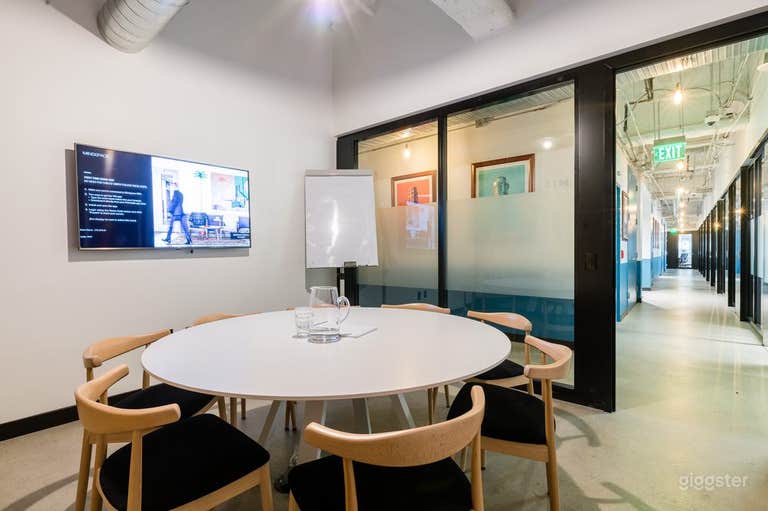  Private Meeting Room for 7 