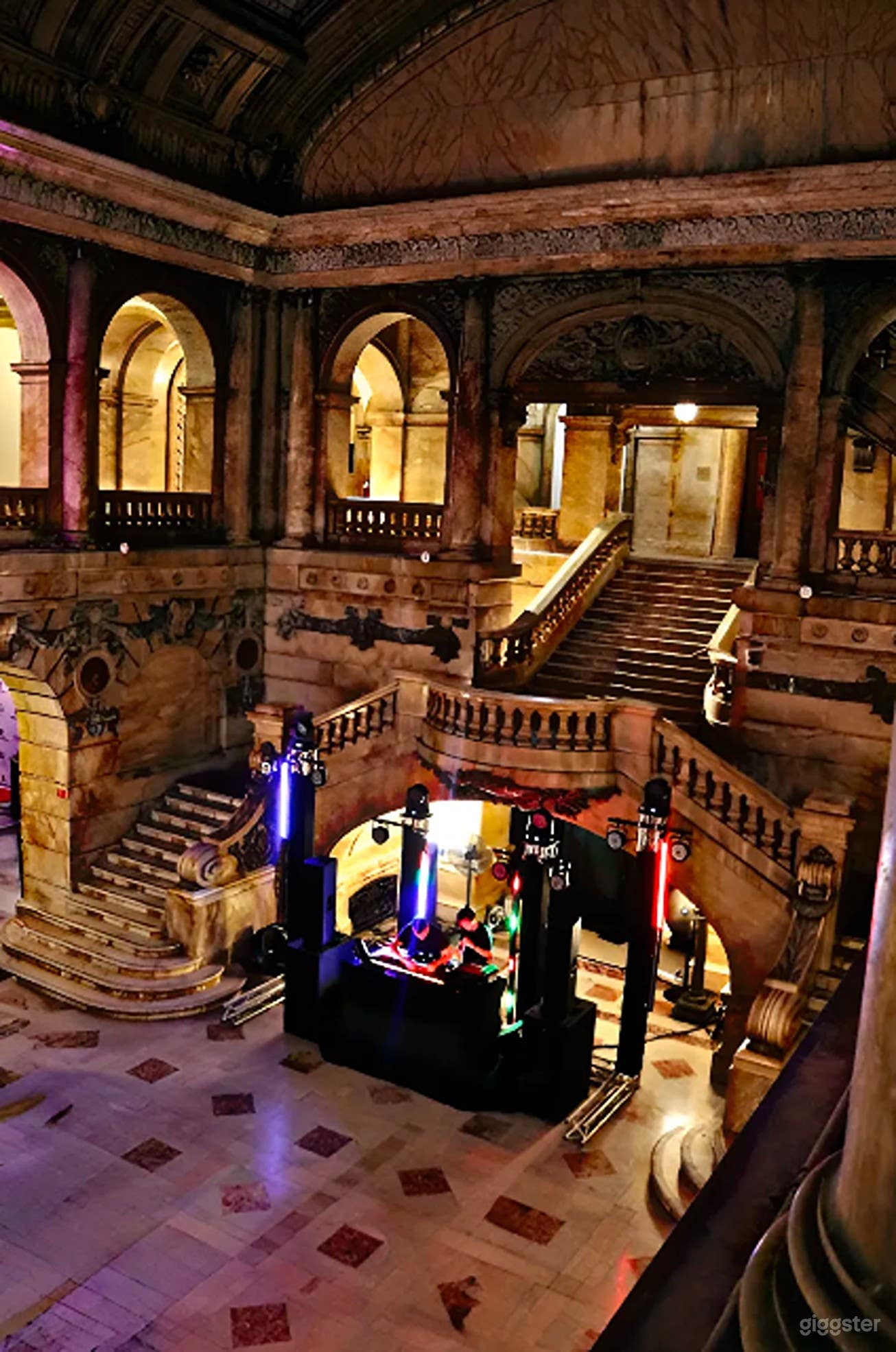 Grand Staircase Area – Iconic Marble Backdrop for Photoshoot Photo 4