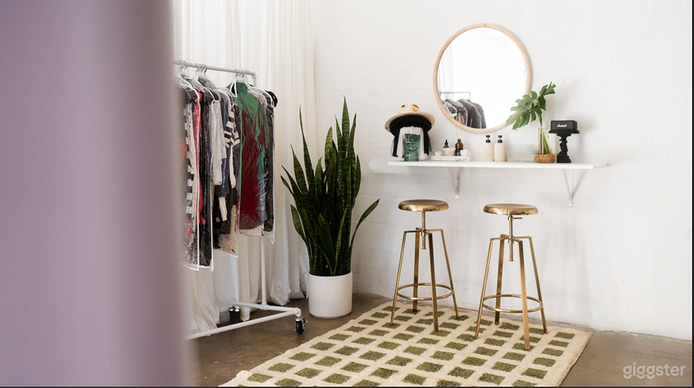 Versatile Conference Room With Kitchen Photo 3