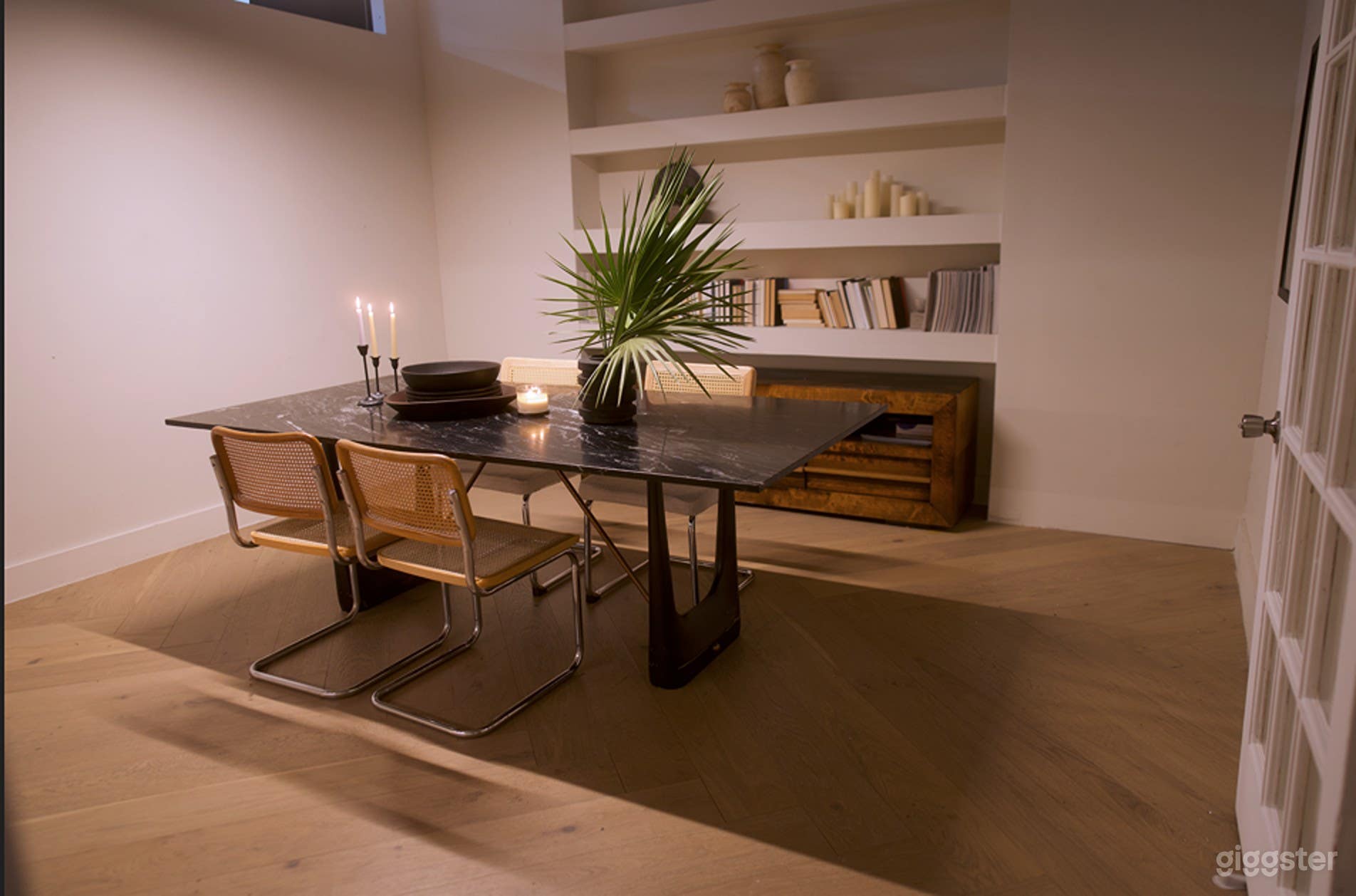 Versatile Conference Room With Kitchen Photo 1