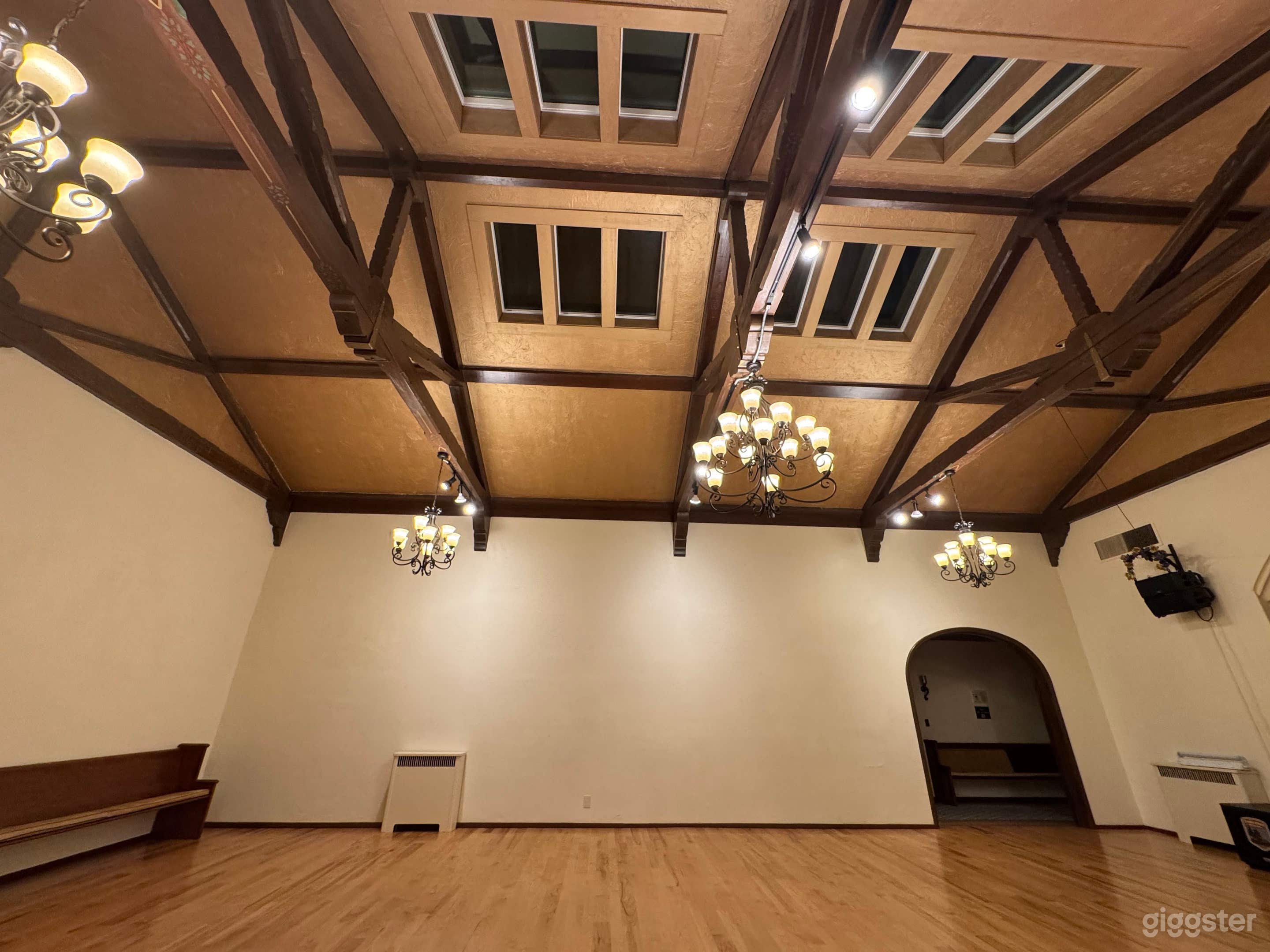 Versatile Event and Community Space for Any Occasion Photo 4