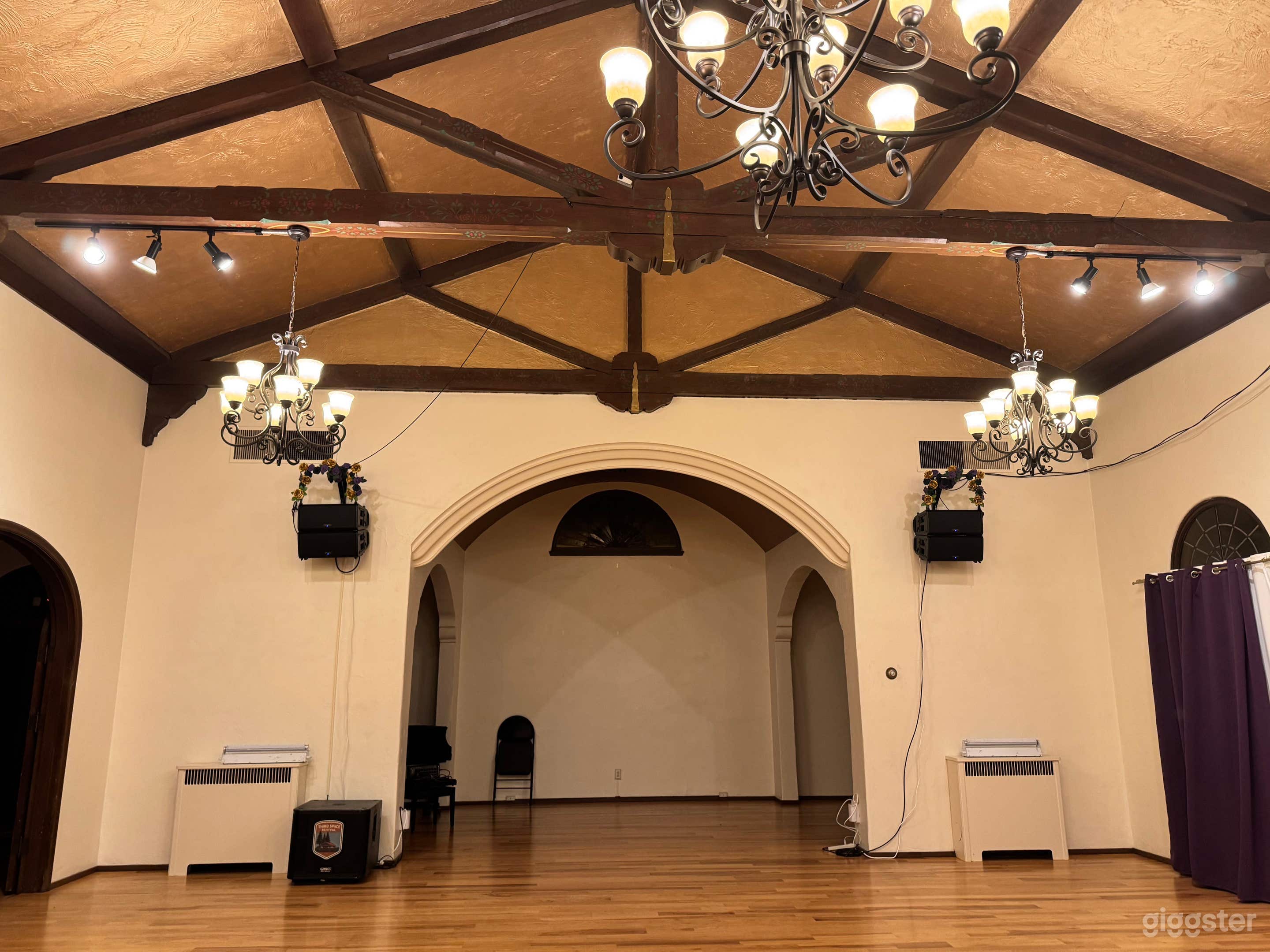 Versatile Event and Community Space for Any Occasion Photo 3