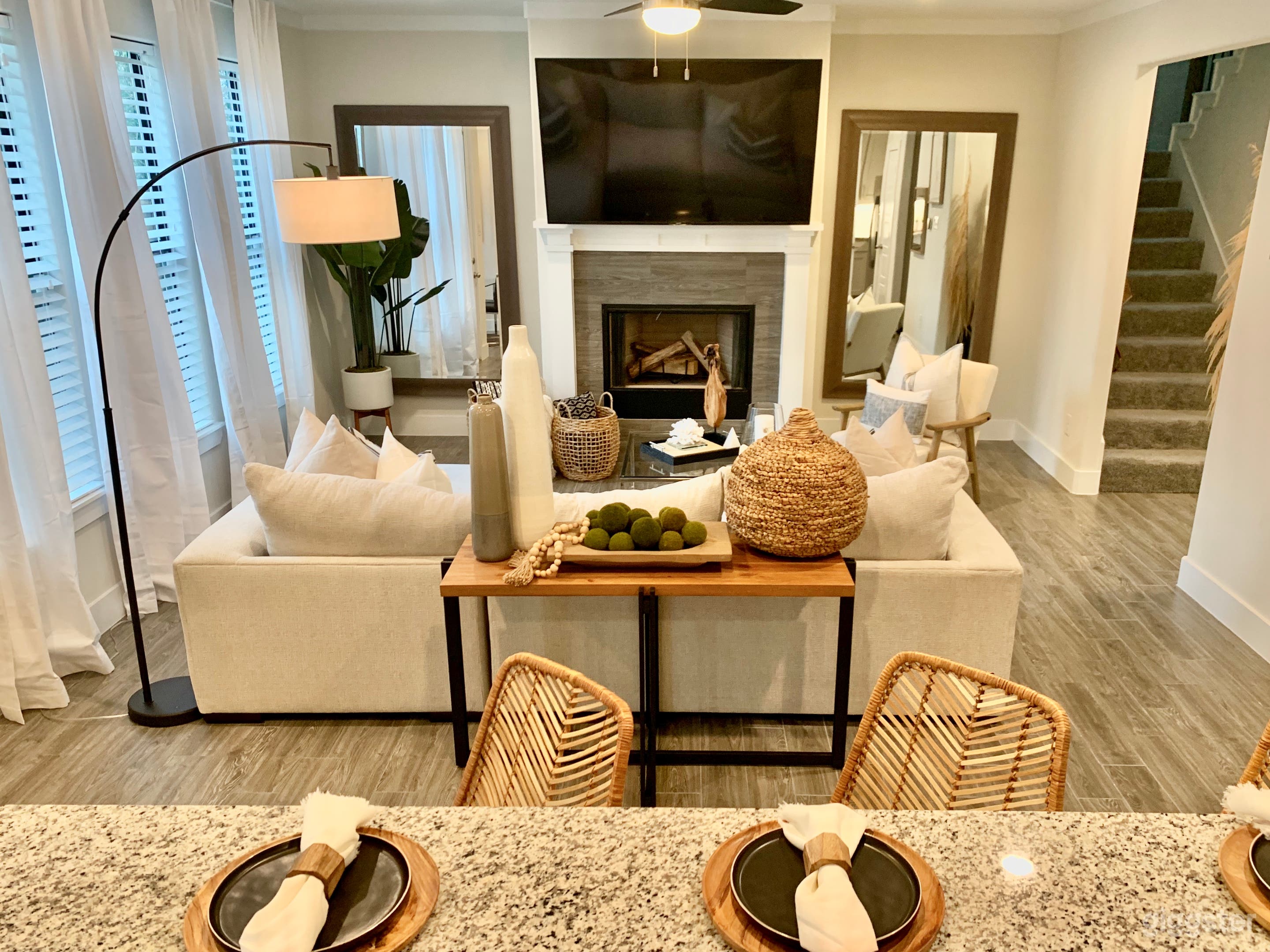 Unique West Dallas Home Photo 3