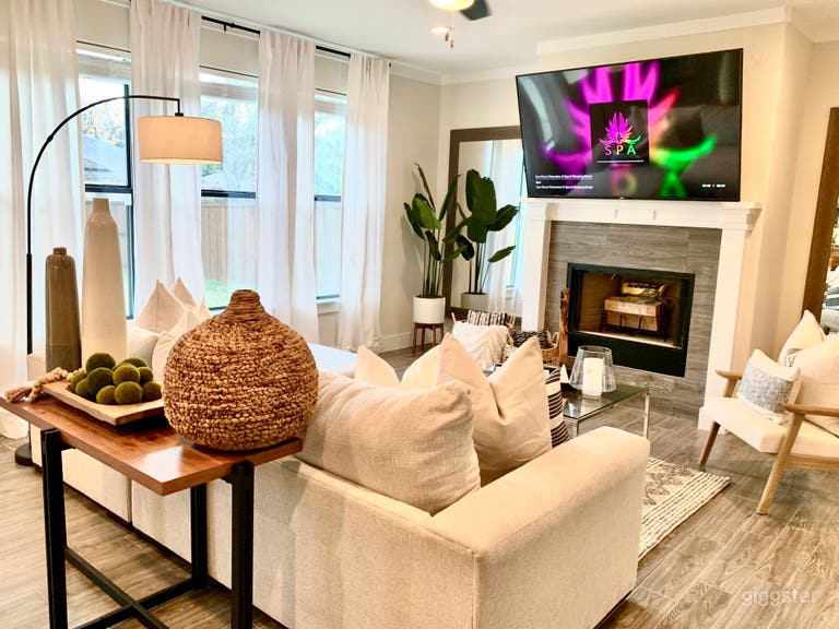  Unique West Dallas Home 