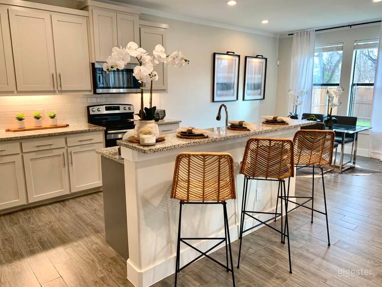  Unique West Dallas Home 