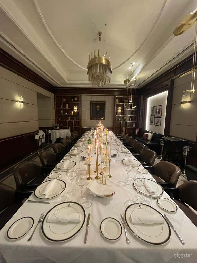  1899 Milanese Institution w/ 4 Rooms, Private Dining, & Bar 