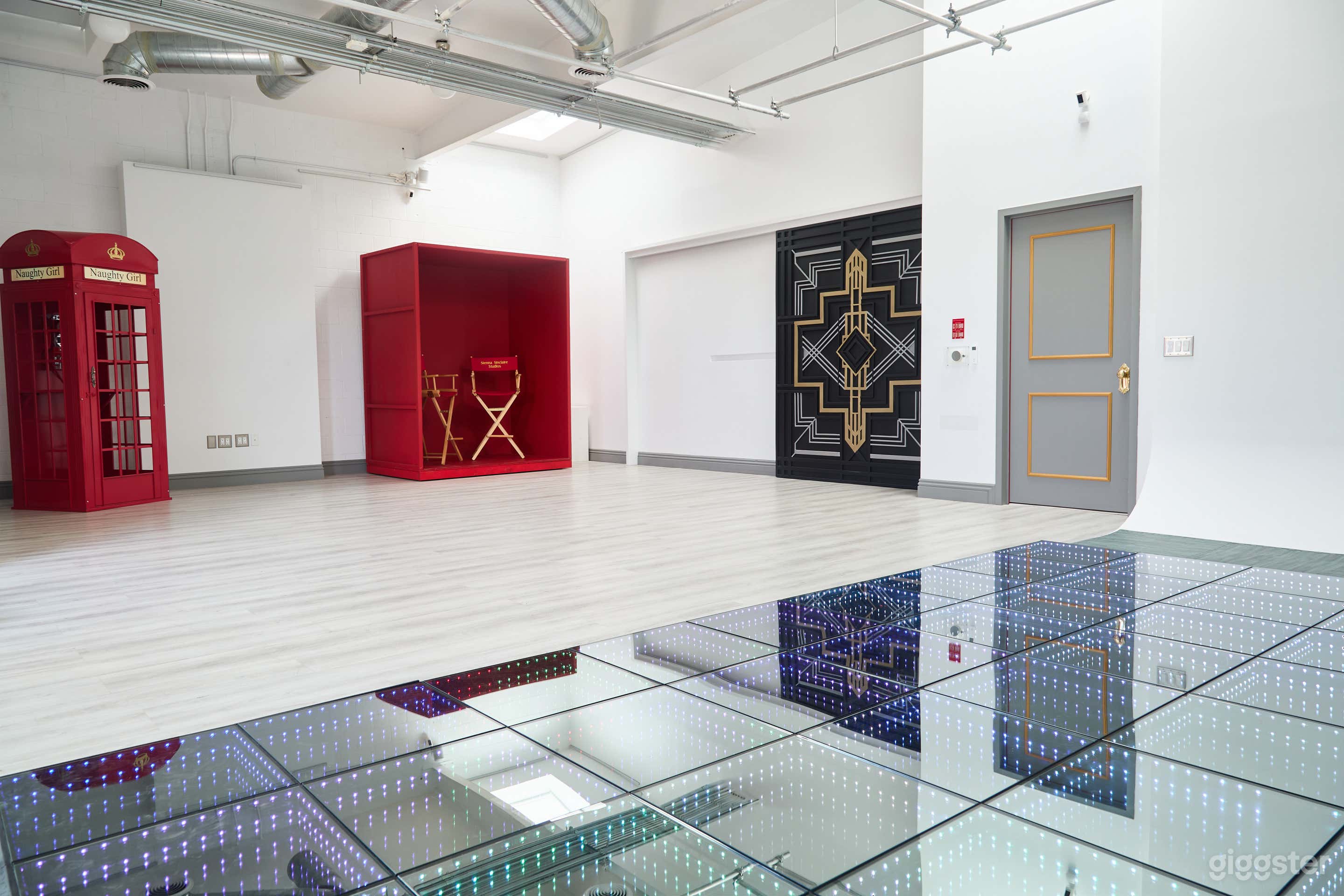  Los Angeles Photo Studio with Natural Lighting Photo 2