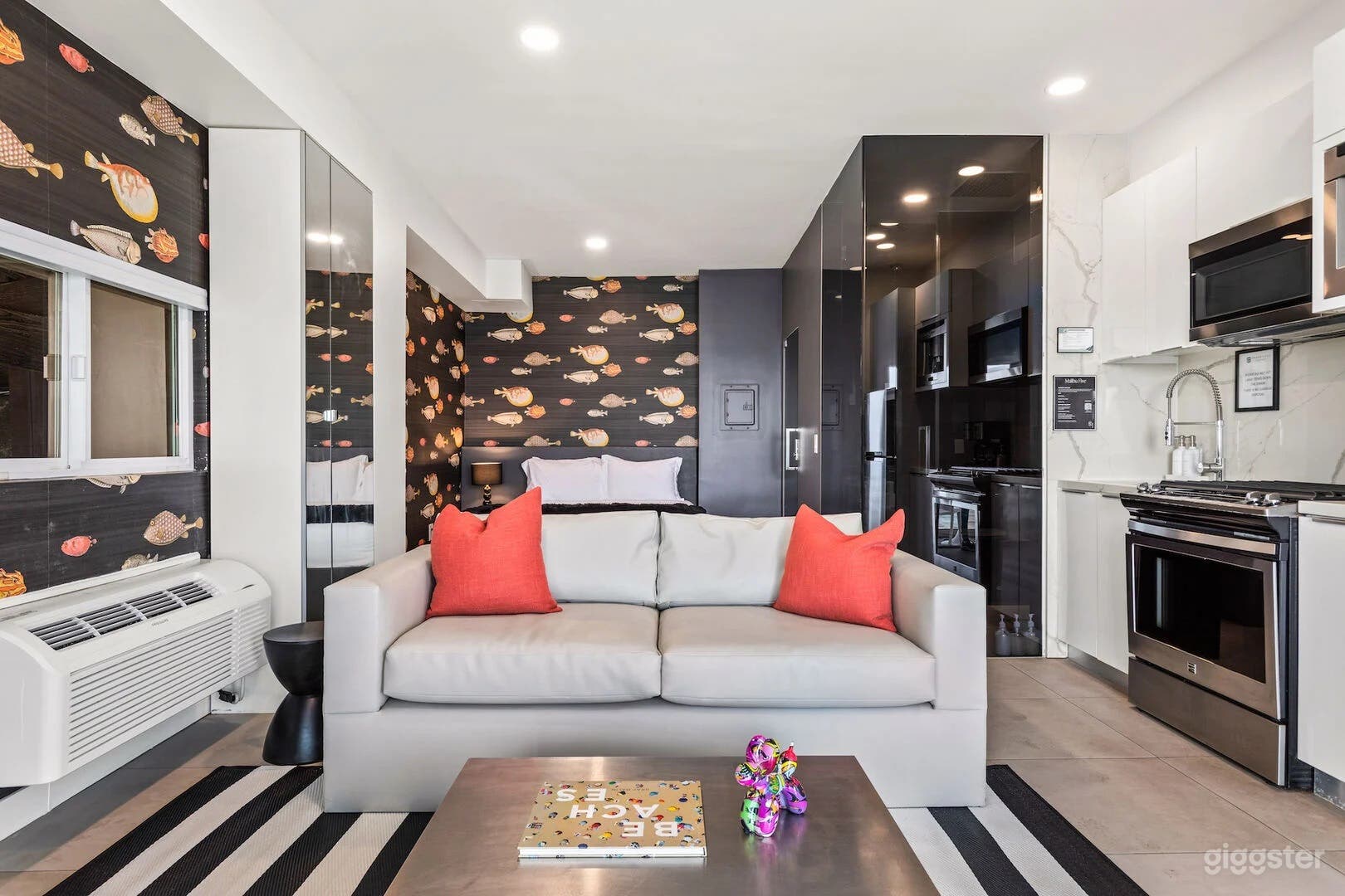 Summer Nights Malibu Private Studio II Photo 2