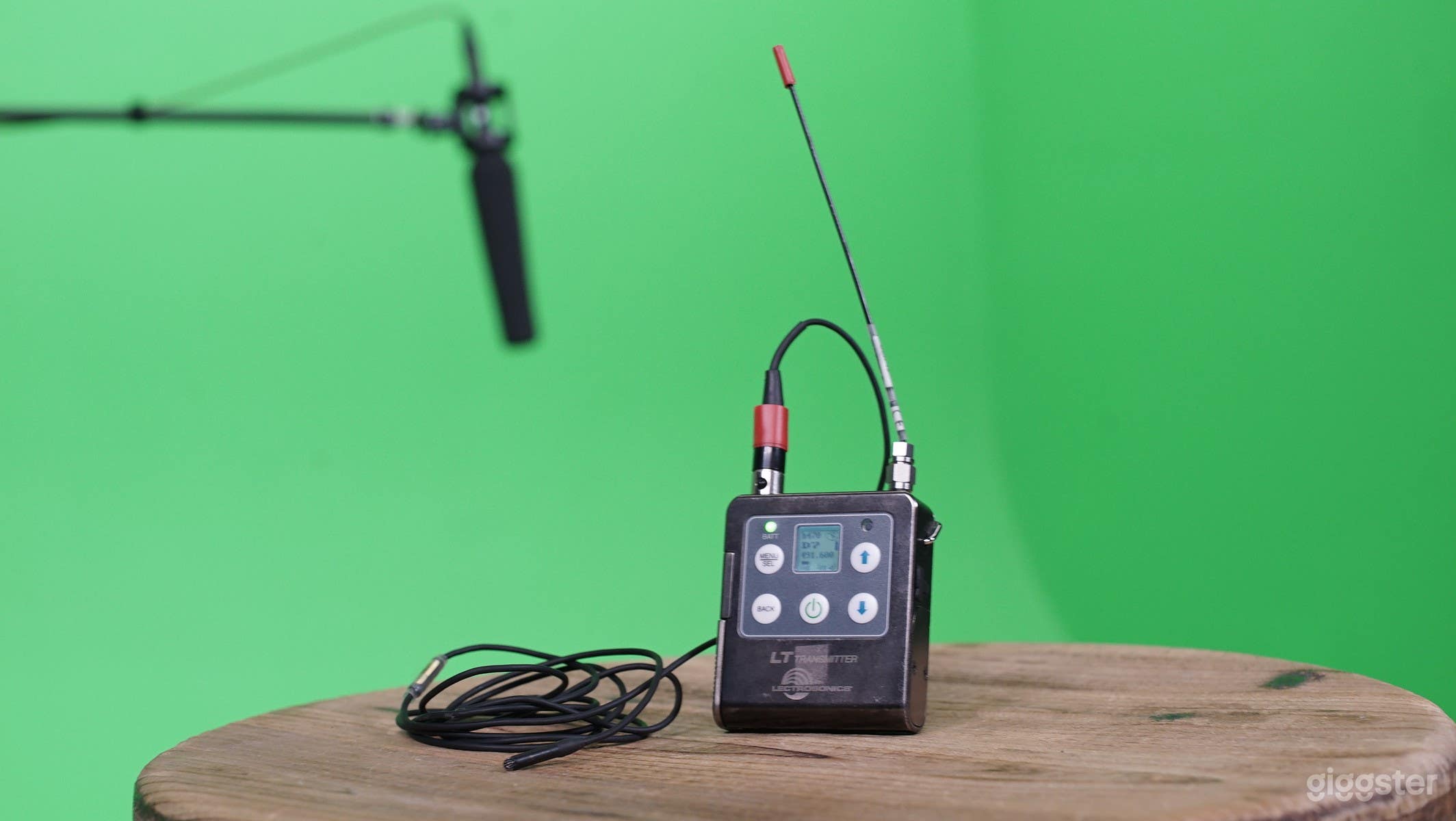 Green Screen Stage in Chelsea Manhattan  Photo 4