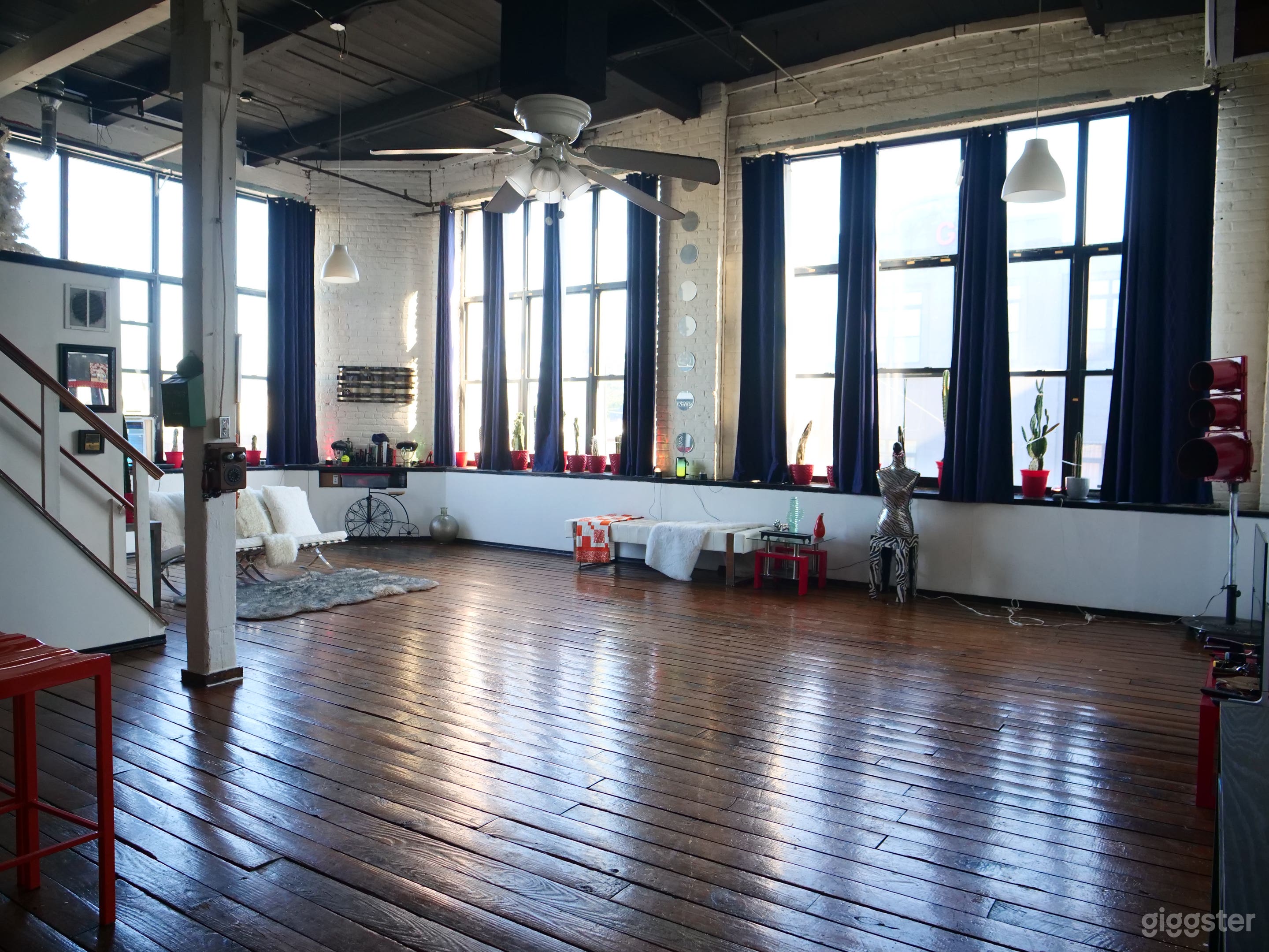 Beautiful Philly Film and Photo Event Space Photo 2