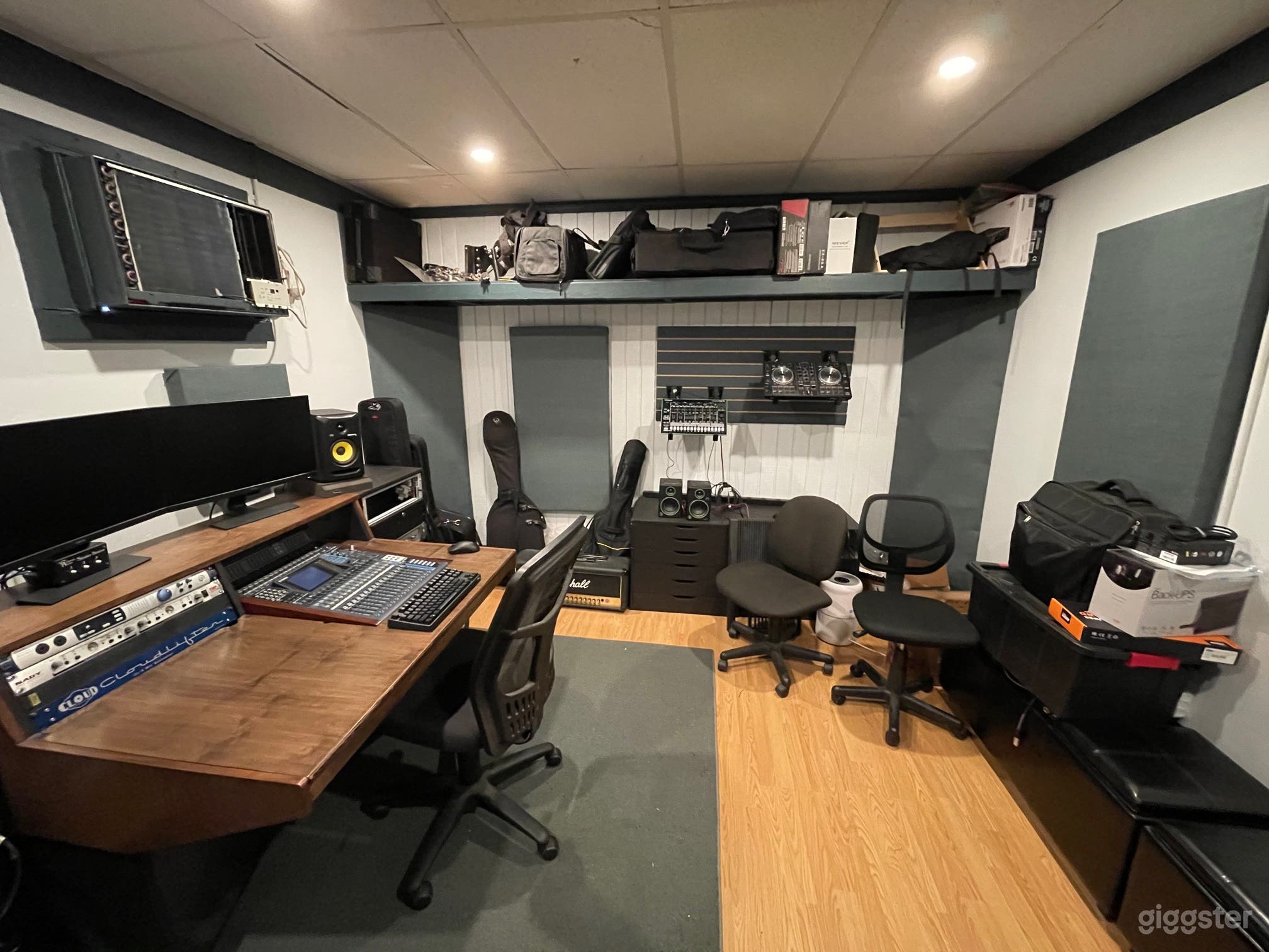 Recording Studio Photo 3