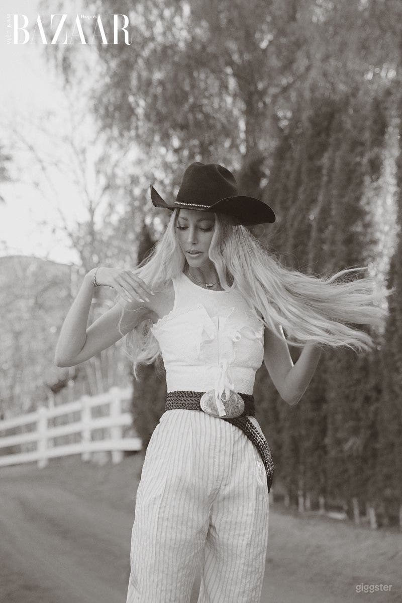 Ranch Property in Los Angeles with Camper &amp; Horses Photo 3