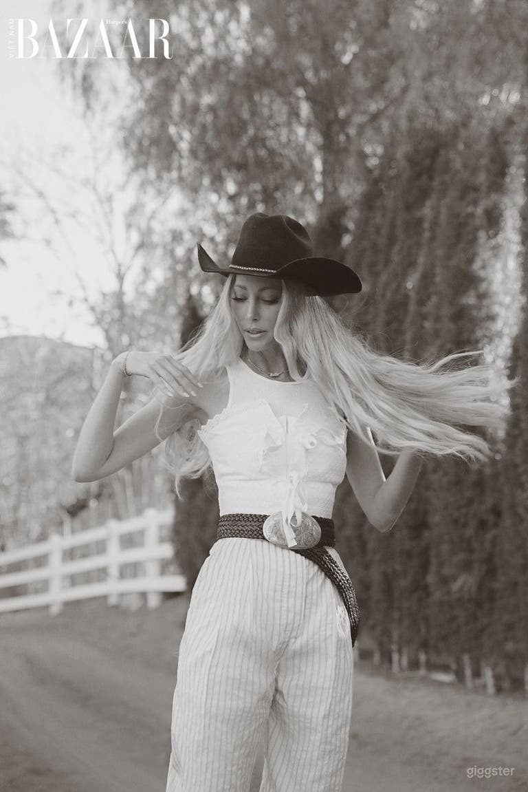  Ranch Property in Los Angeles with Camper & Horses 