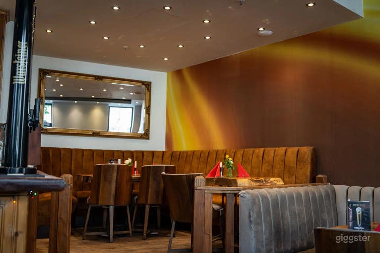  Gemütliches italienisches Restaurant im Herzen des Alexanderplatzes 