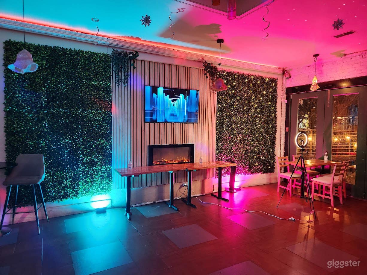 Tropical Main Dining Room Photo 2