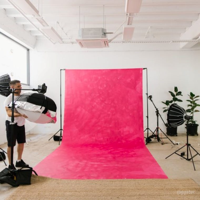 Light and Bright City Space for Photography | Content Creation | Workshops | Events Photo 4