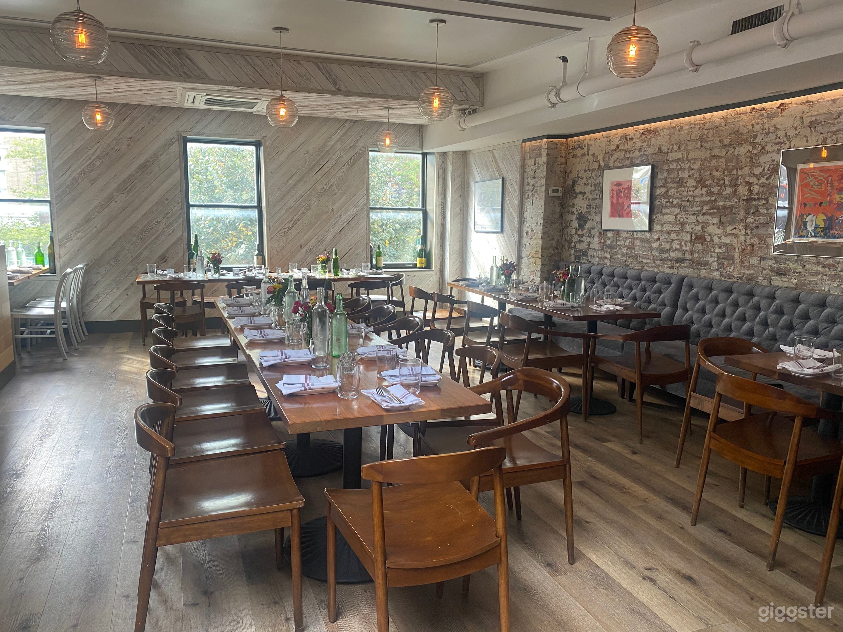 Cool Wine Bar and Restaurant in DC (Entire Venue) Photo 1