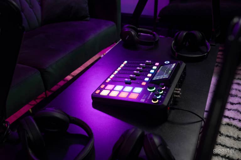  Nashville Creatives Studio - Podcast Room 