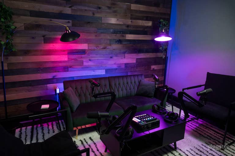  Nashville Creatives Studio - Podcast Room 