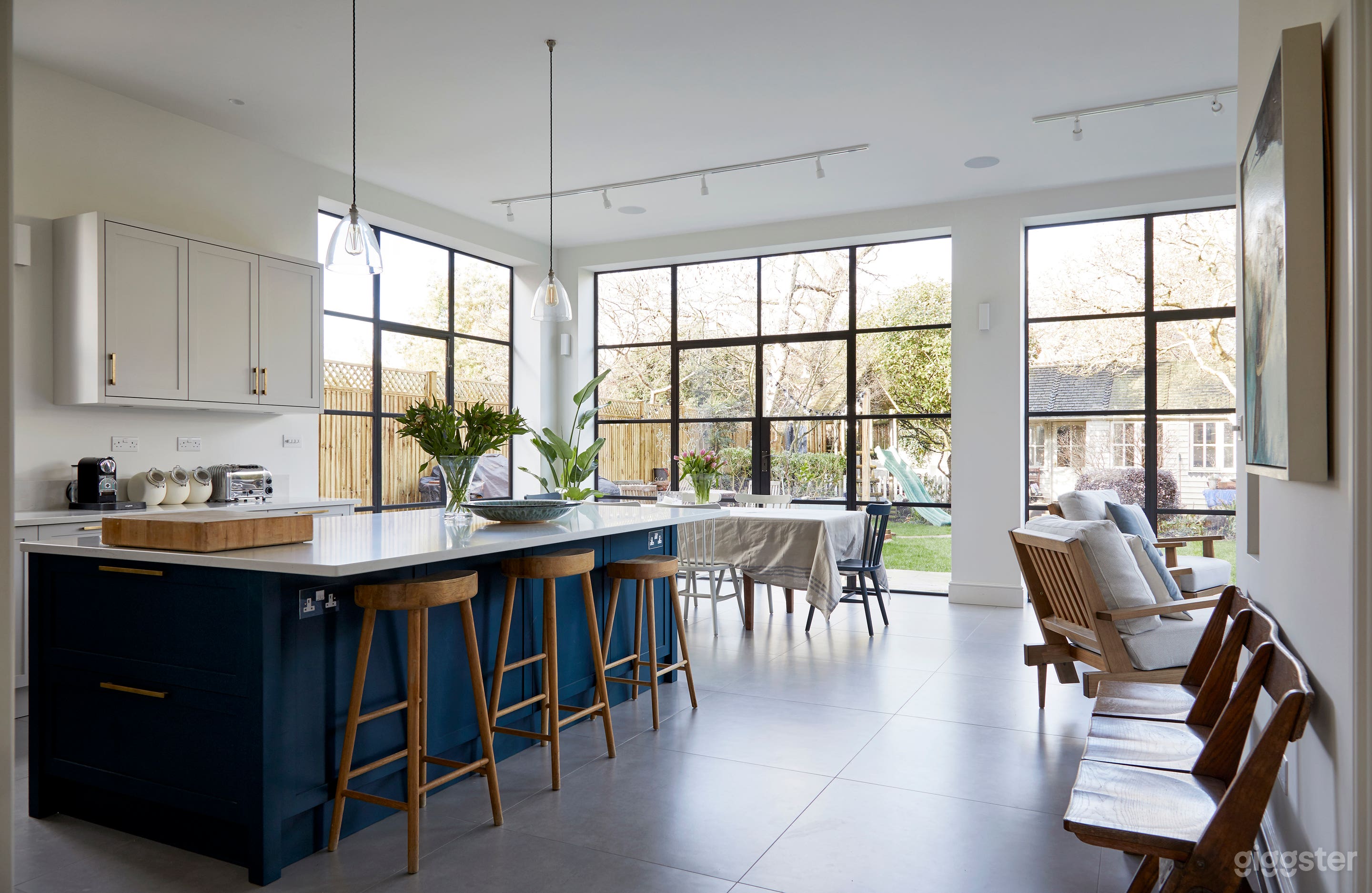 Cedars House Photo 1