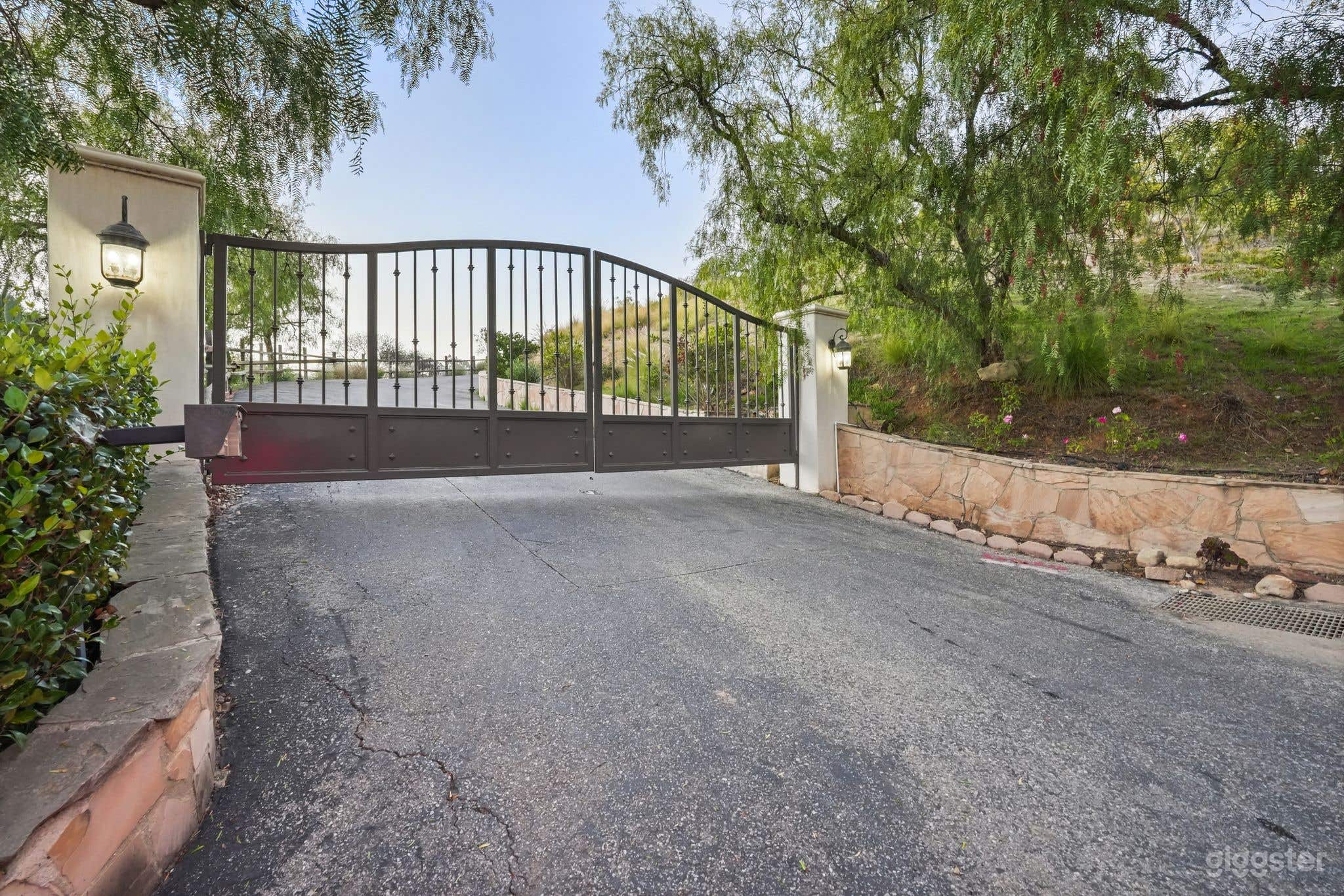 Ocean View, Tranquil, Modern Spanish, Equestrian Villa Photo 4