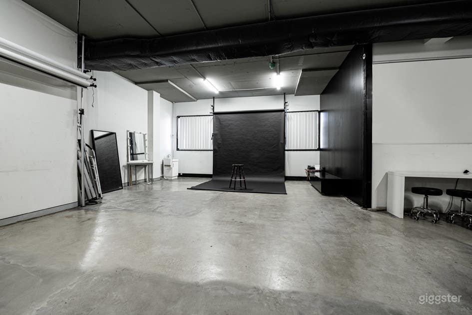 Industrial Chic Photo Studio Photo 4