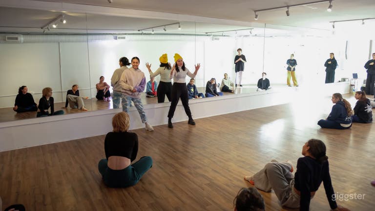  Filming/Photos/Gallery/Dance/Fitness/Event Space 