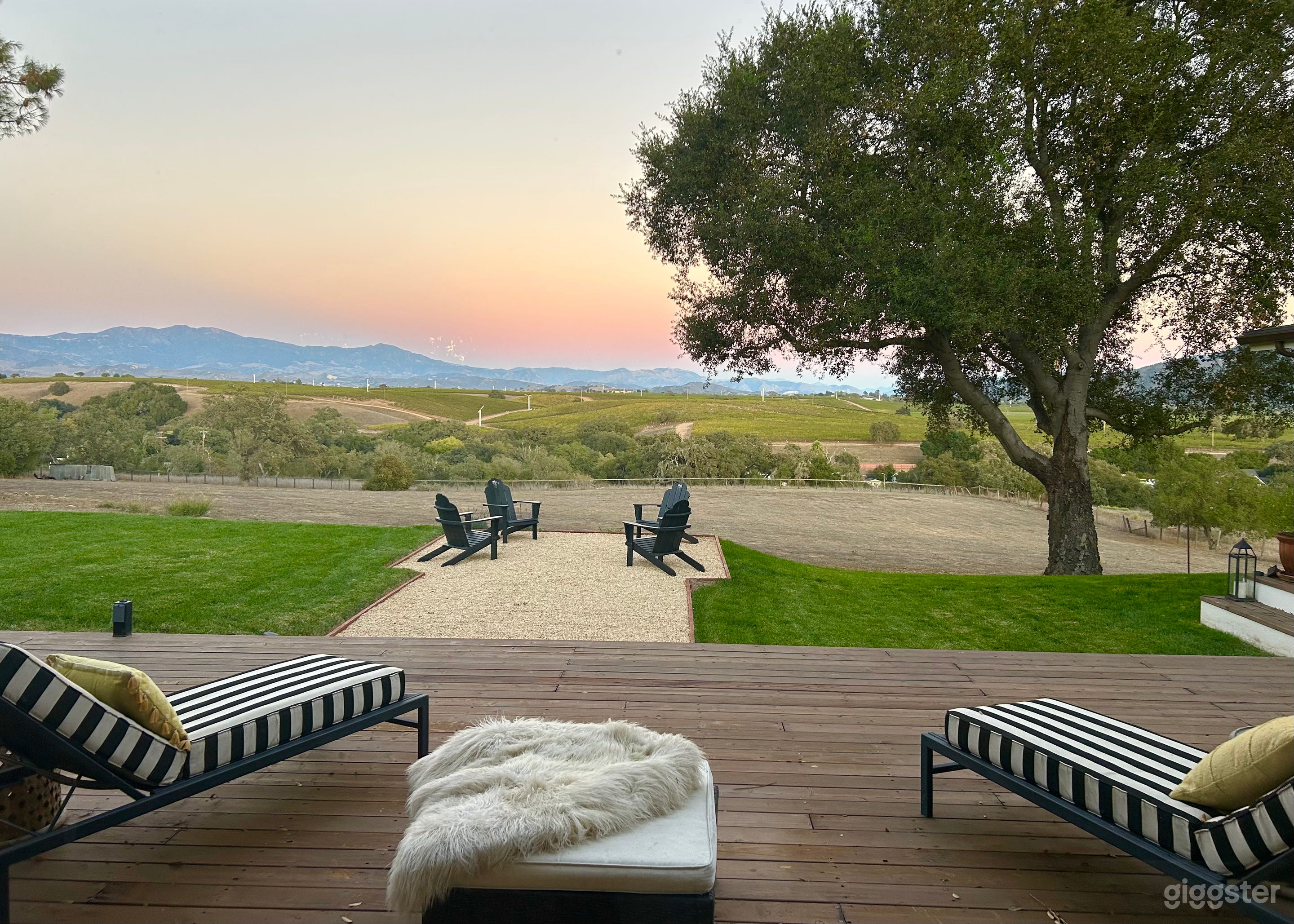 Ranch in wine country with Amazing Views Photo 1