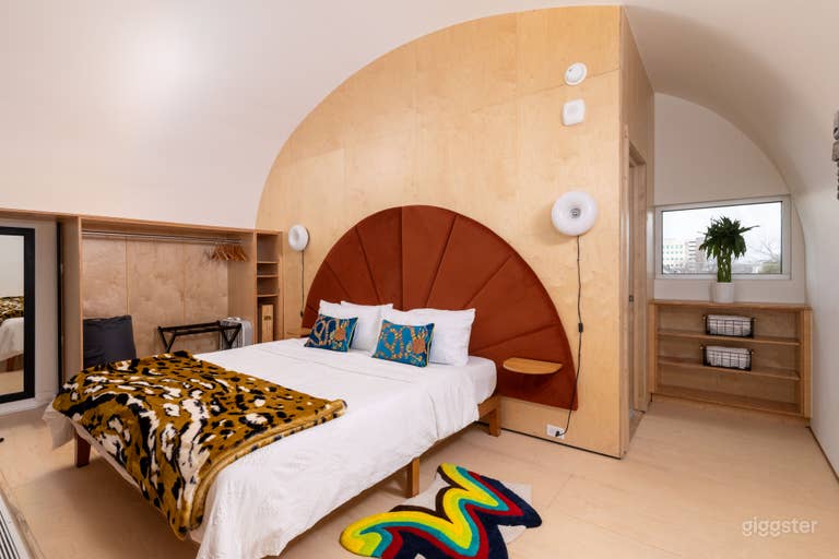  Luxury Dome Condo with Abundant Natural Light for Film shoot 