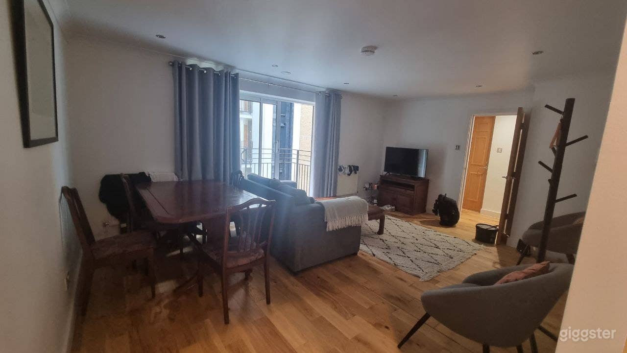 CENTRAL LONDON APARTMENT W/ BALCONY Photo 4