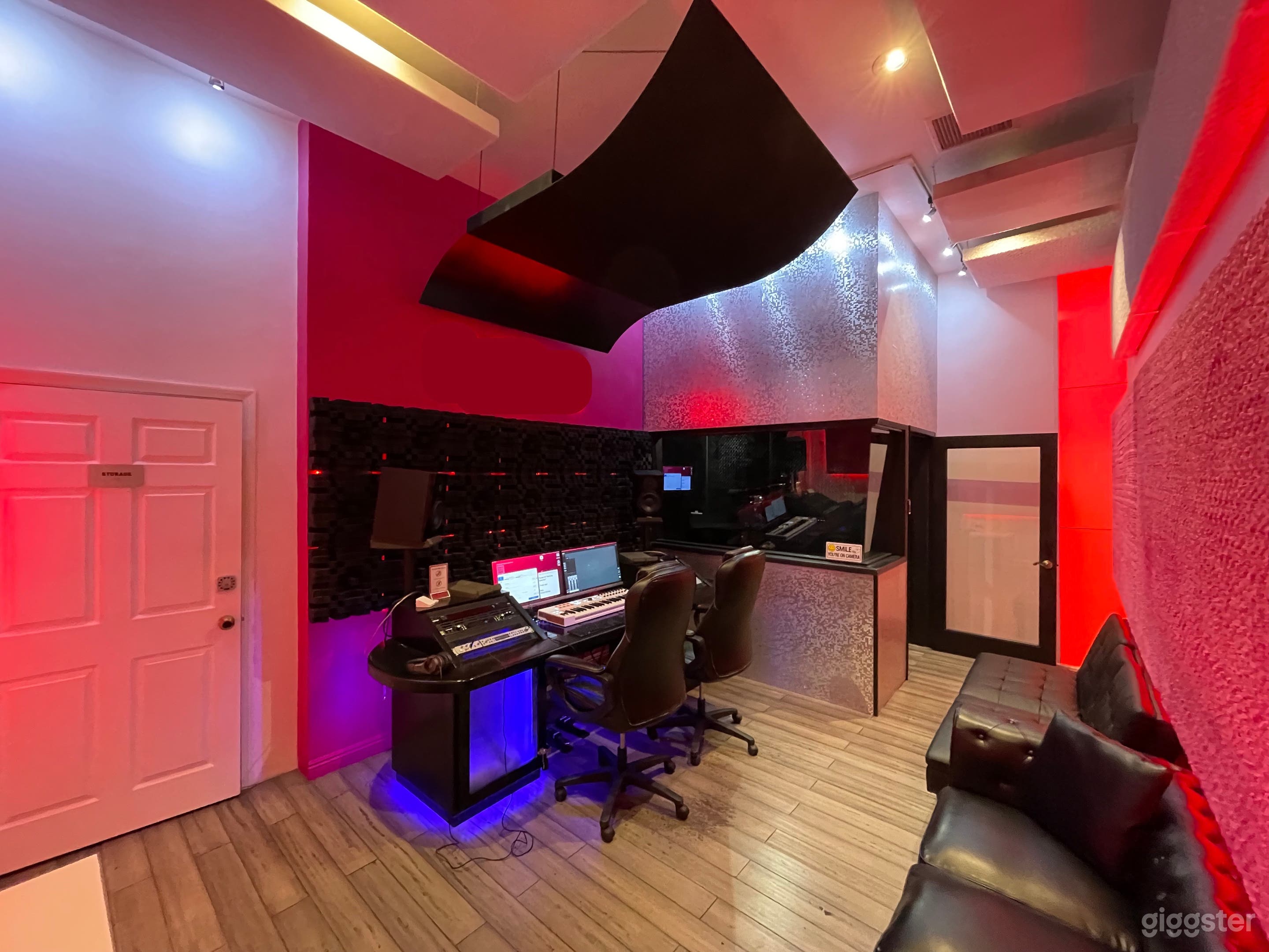350 SQFT Professional Recording Studio Photo 3