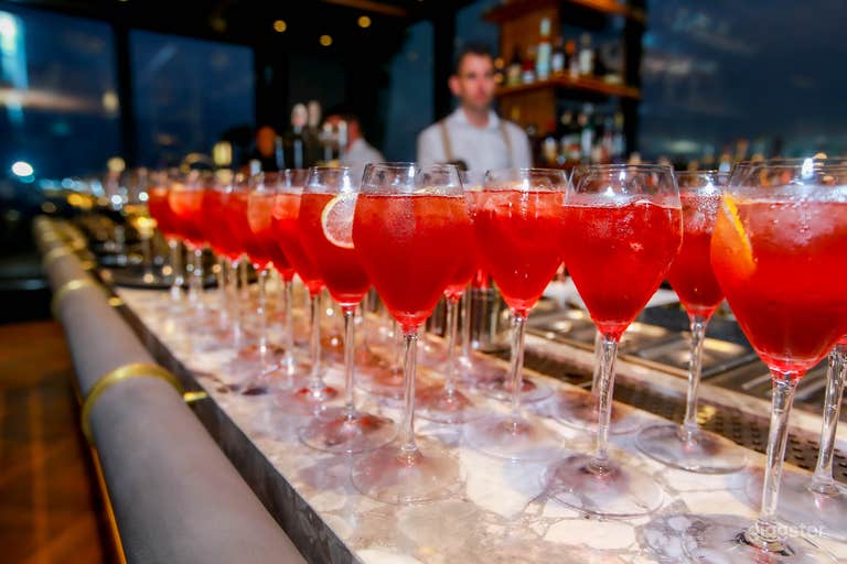  Impressive Rooftop Bar with Uninterrupted Views 