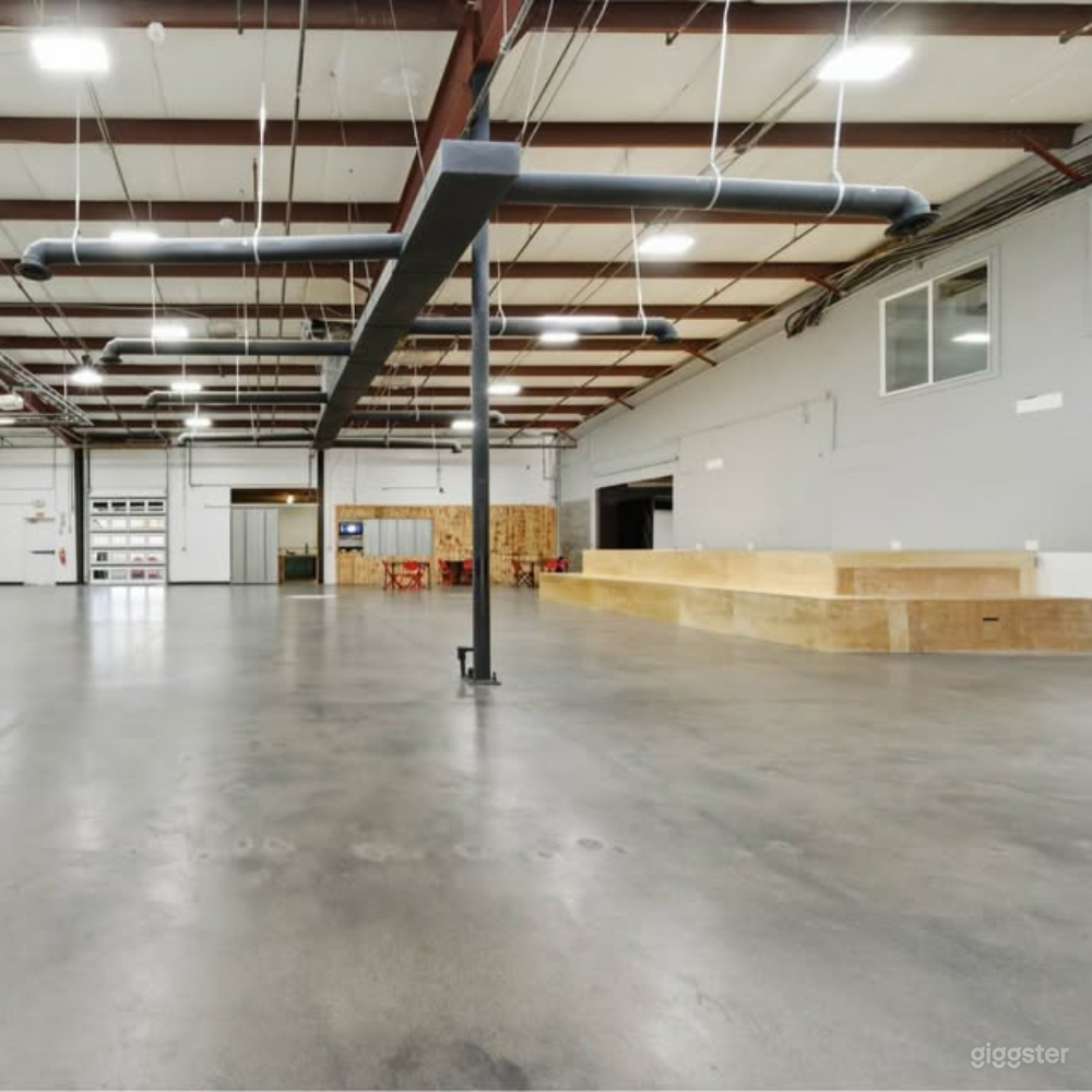 A 6,000 sq ft open-concept event space Photo 4